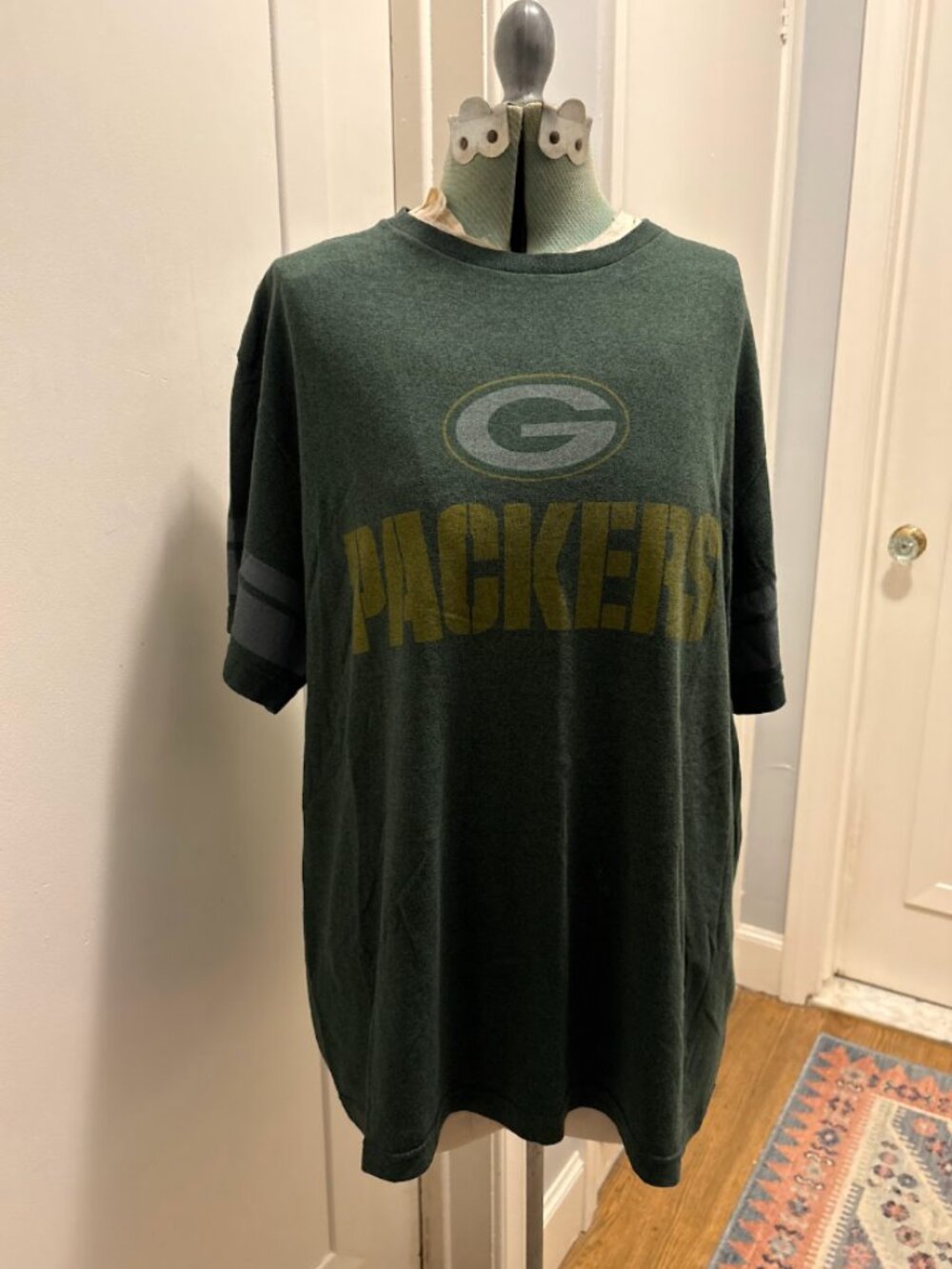 NFL Green Bay Packers Majestic Sleeve Stripe Graphic Tee Size XL